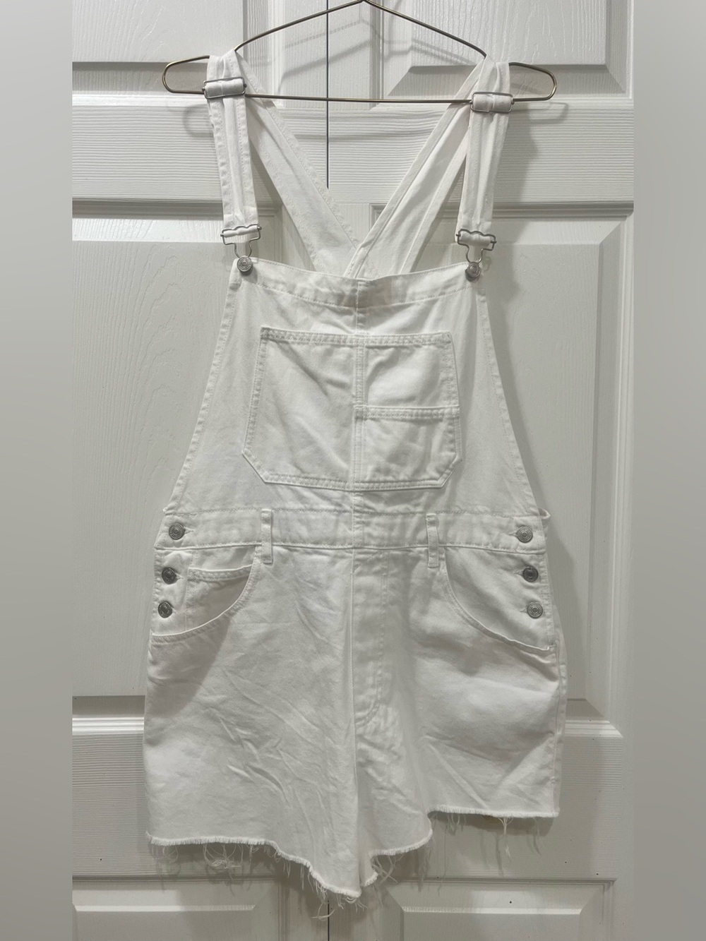 Free People We The Free "Ziggy" White Denim Shortalls, size large.